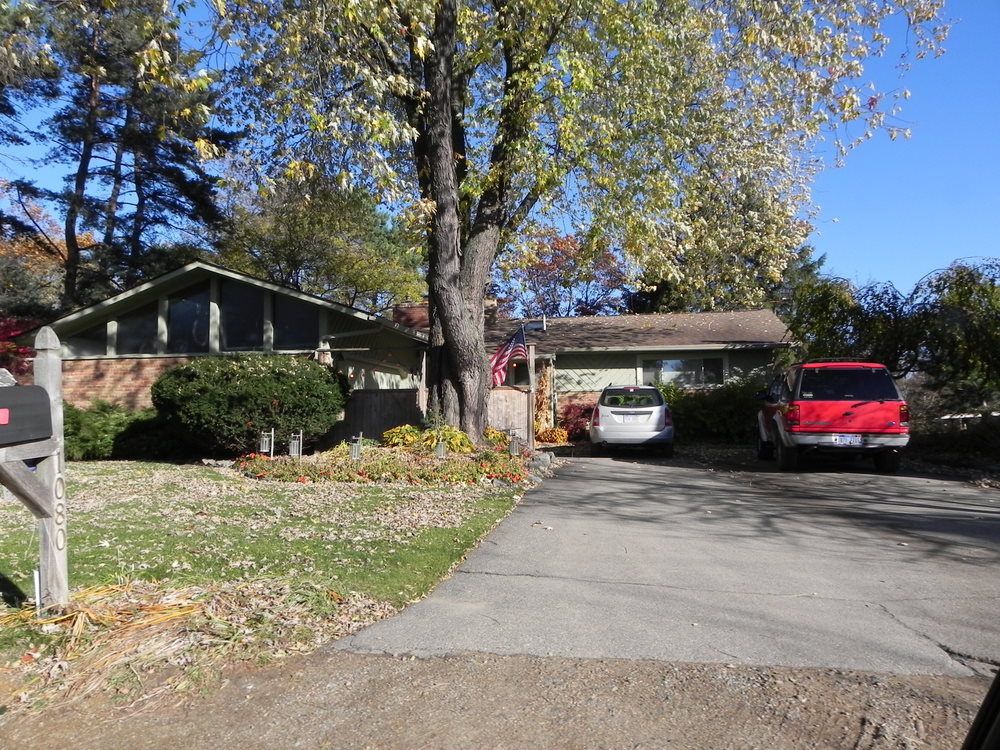 Indianwood Lake Orion Township MI Lakefront Homes